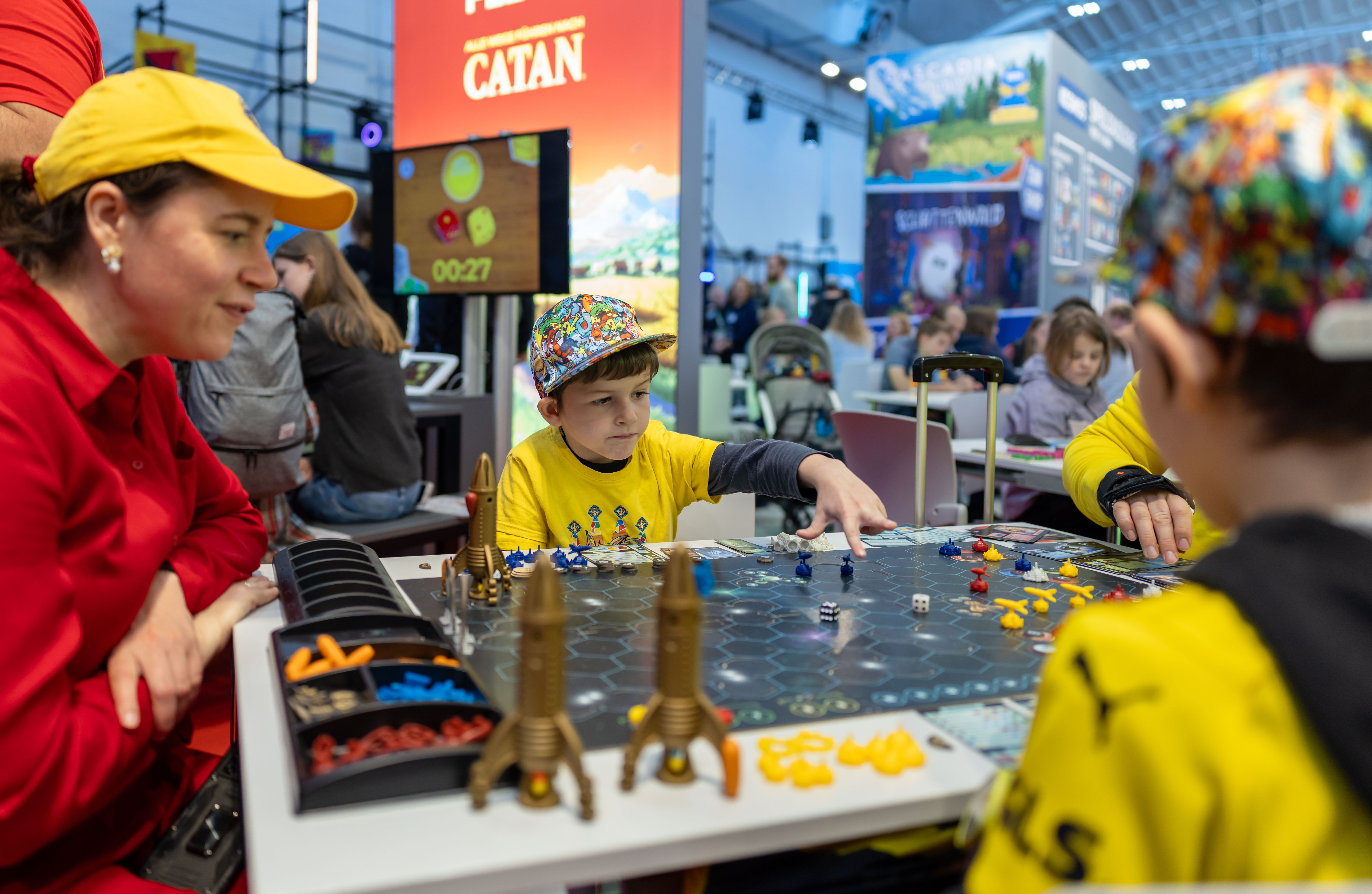 SPIEL Essen 2025 Spieler allen Alters